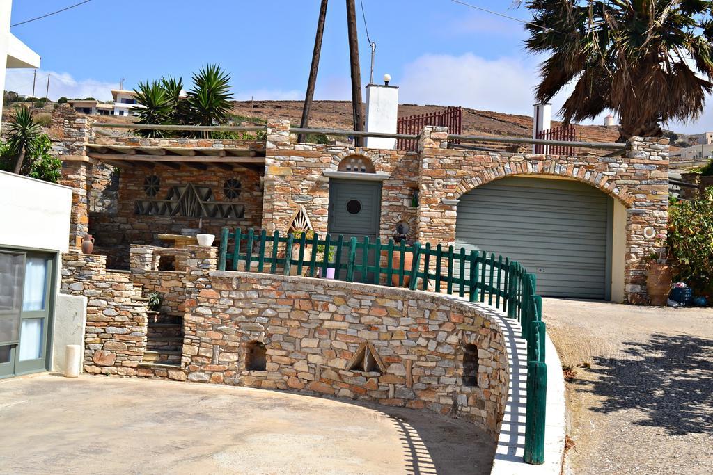 Stelios Zalonis Apartments Tinos Exterior photo