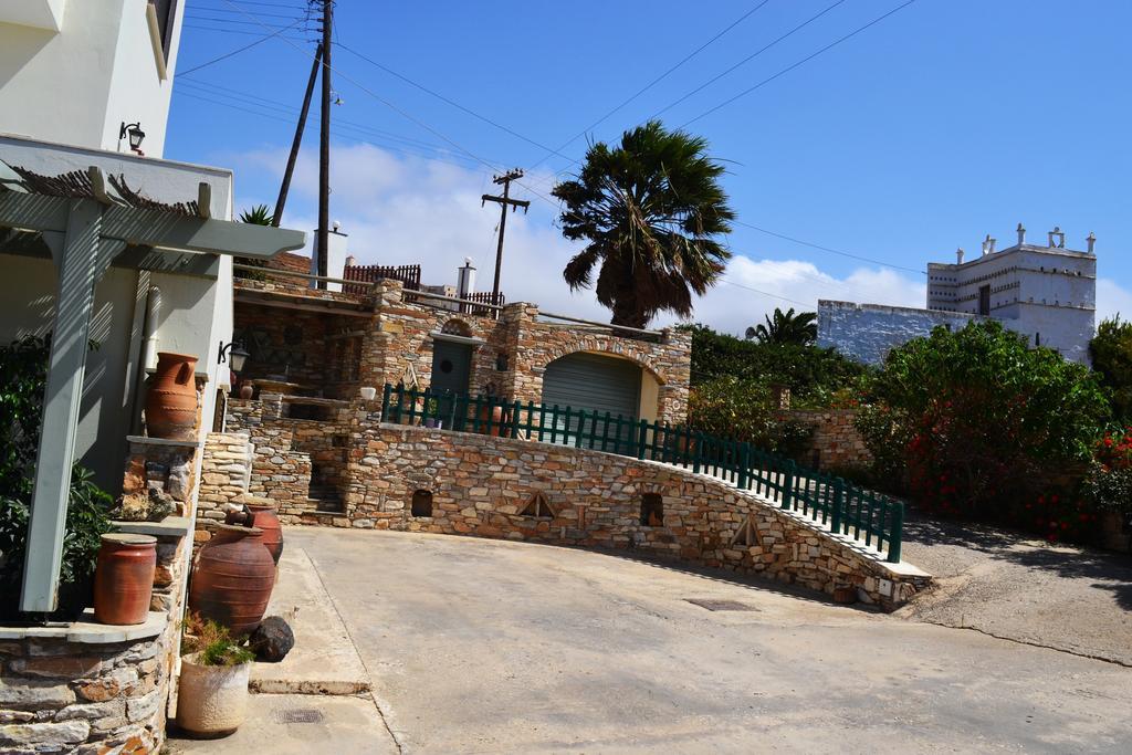 Stelios Zalonis Apartments Tinos Exterior photo